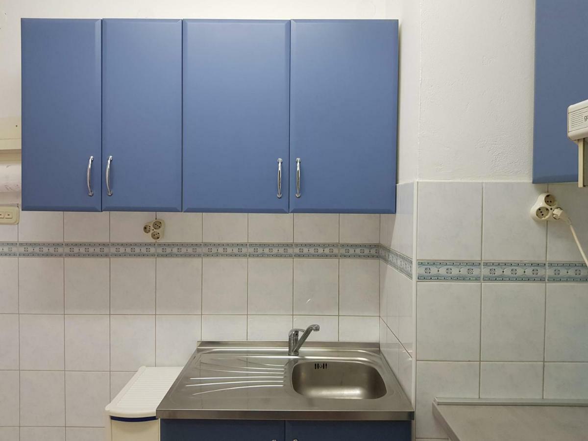 Mare Azzurro Apartments Пула Екстер'єр фото