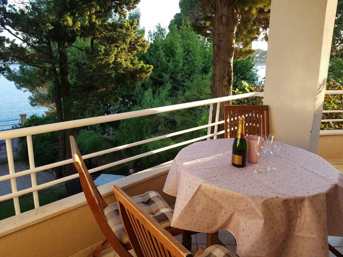 Mare Azzurro Apartments Пула Екстер'єр фото