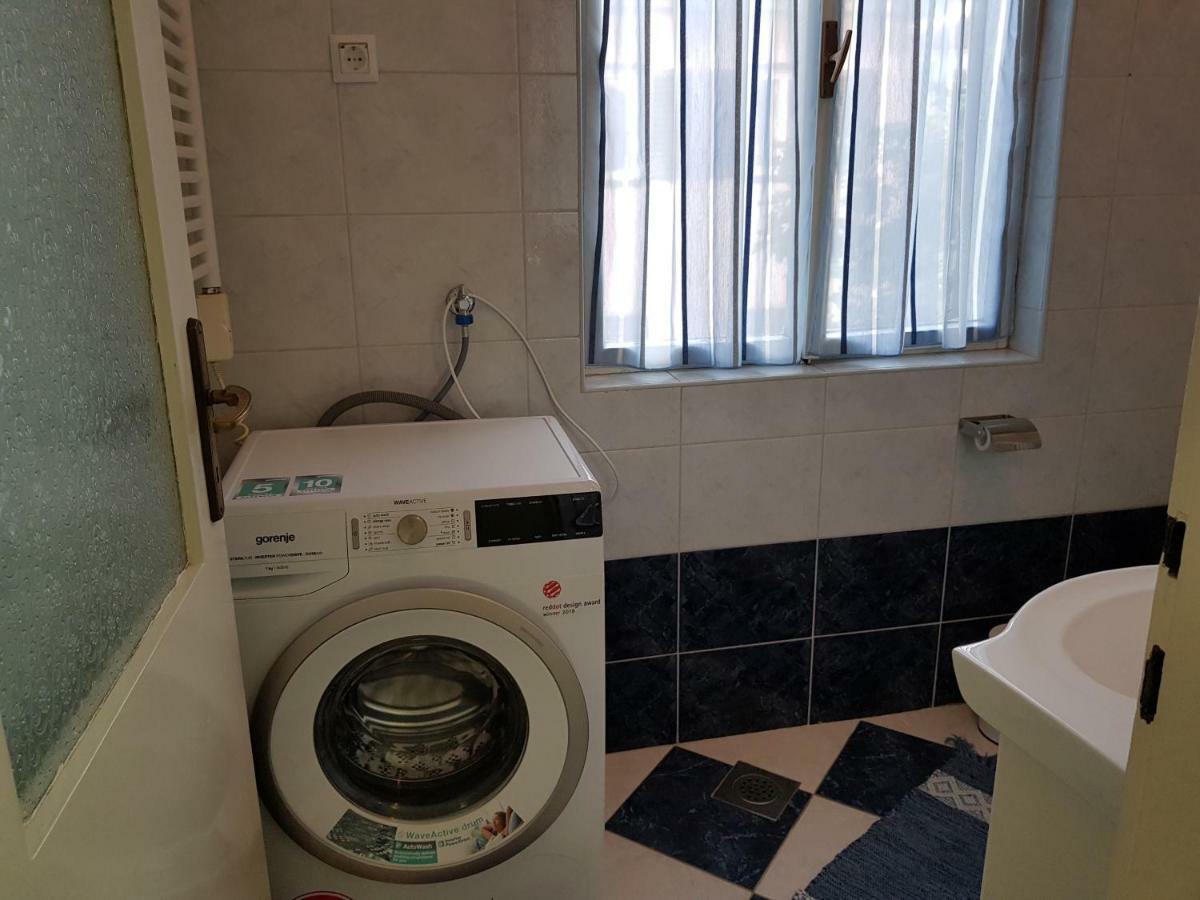 Mare Azzurro Apartments Пула Екстер'єр фото